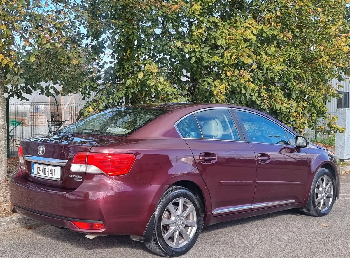 2012 Toyota Avensis – photo 4