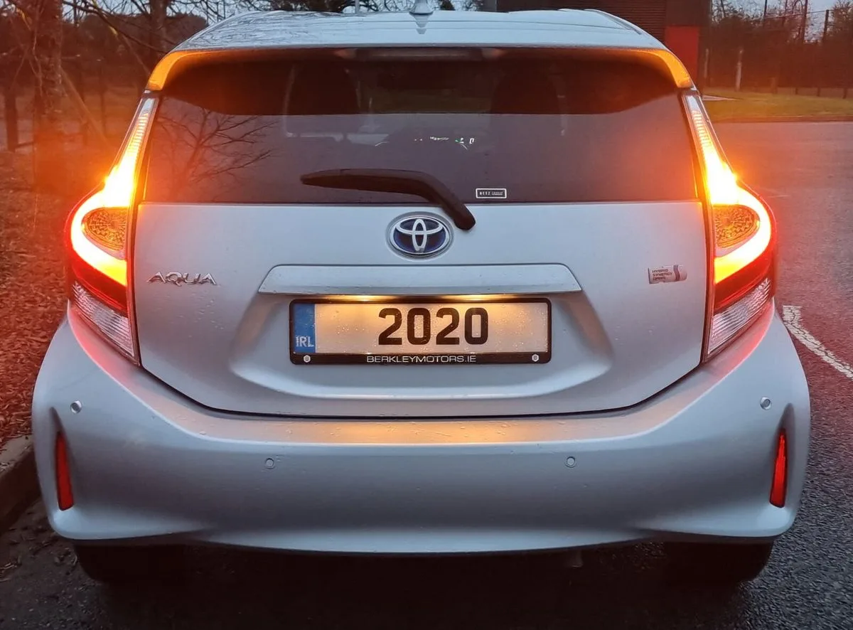 2020 Toyota Aqua – photo 6