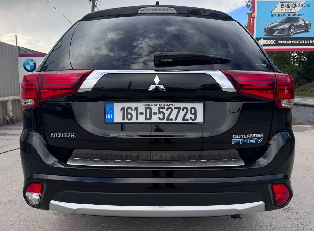 2016 Mitsubishi Outlander – photo 3