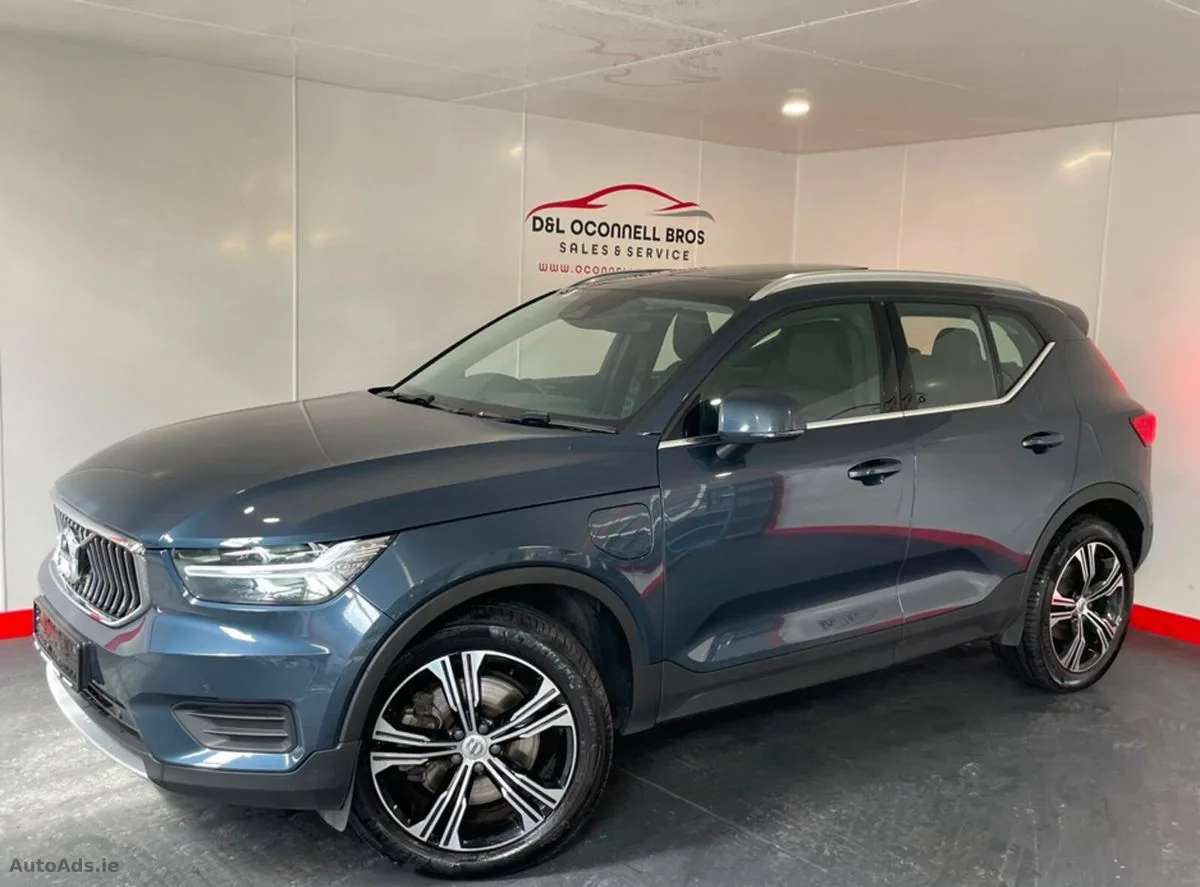 2022 Volvo XC40 – photo 2