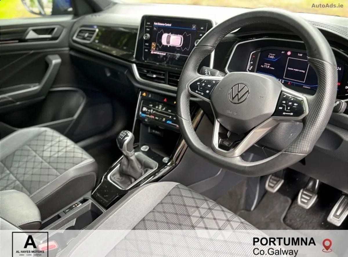 2023 Volkswagen T-Roc – photo 2