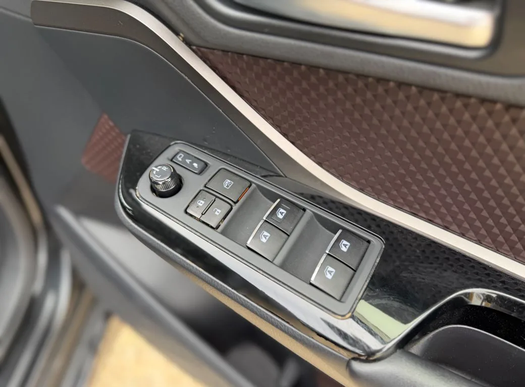 2017 Toyota C-HR – photo 14