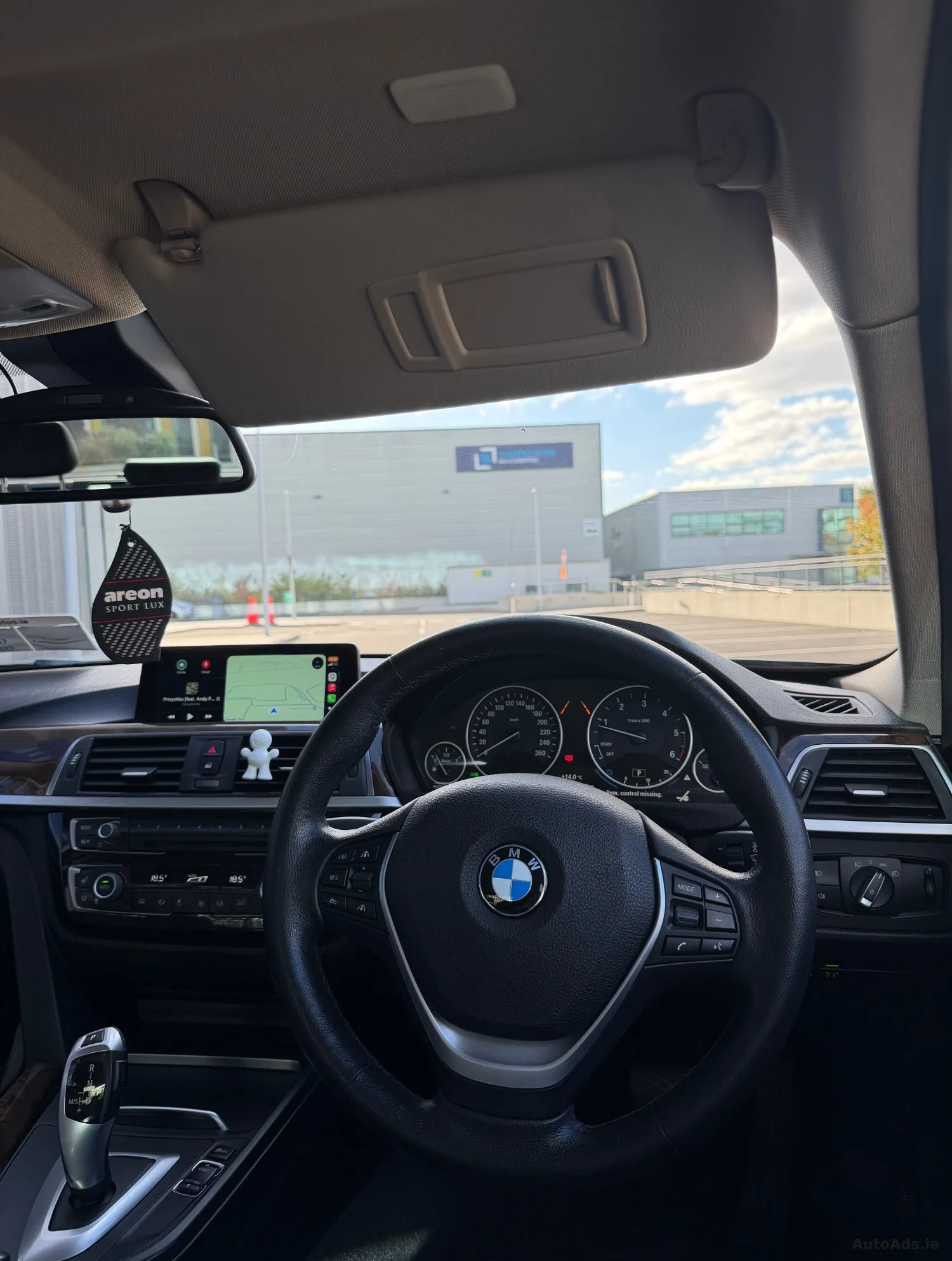 2015 BMW 3 Series – photo 7