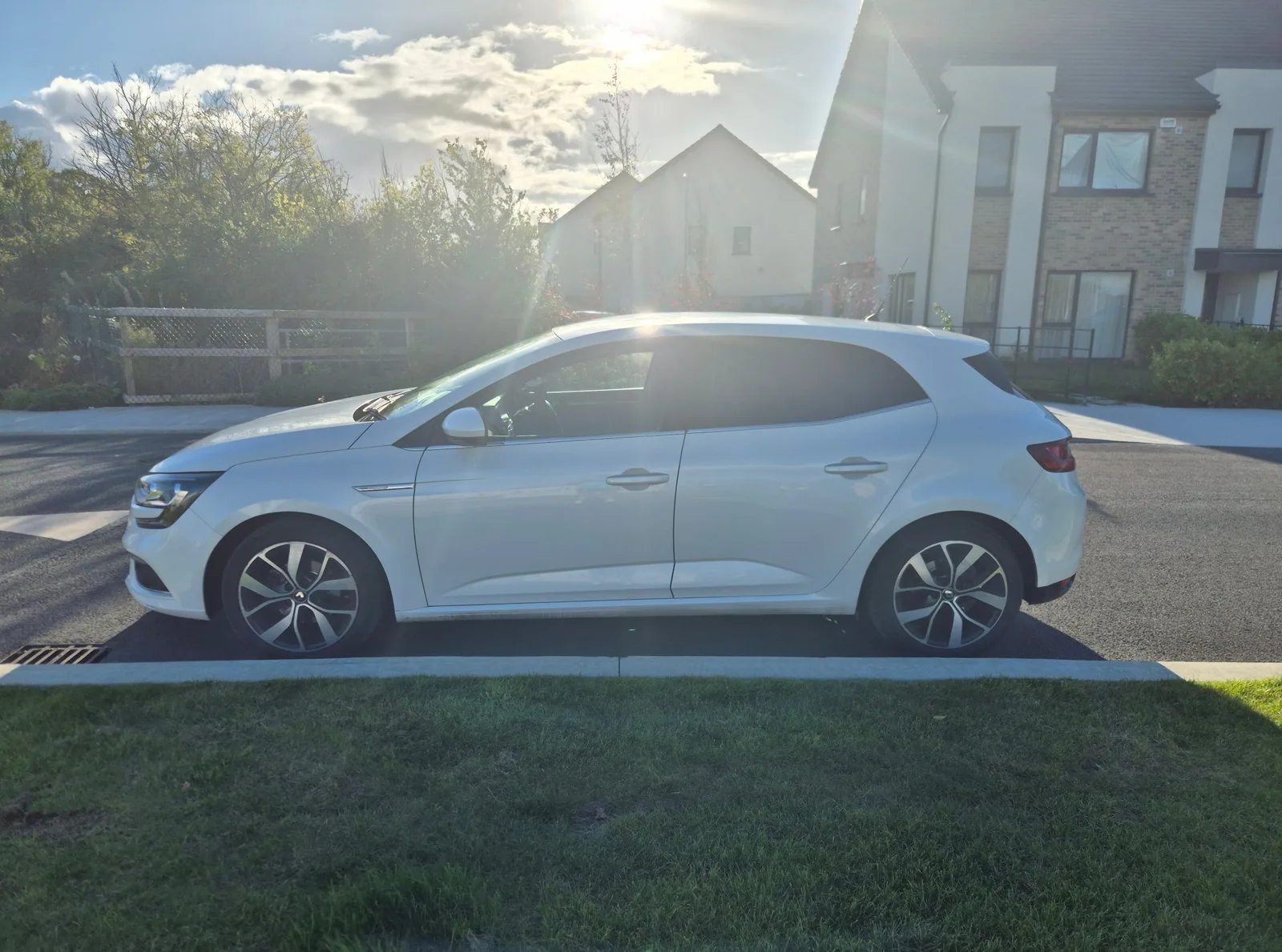 2020 Renault Megane – photo 2