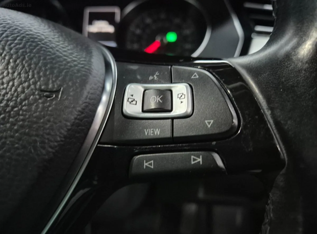 2019 Volkswagen Passat – photo 4