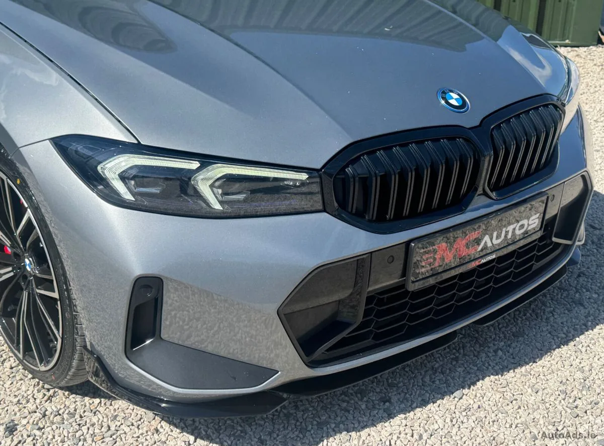 2023 BMW 3-Series – photo 3
