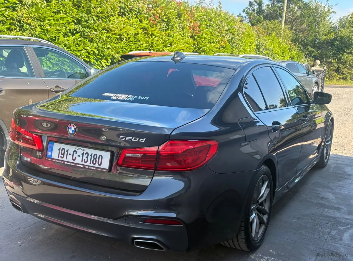 2019 BMW 5-Series – photo 6