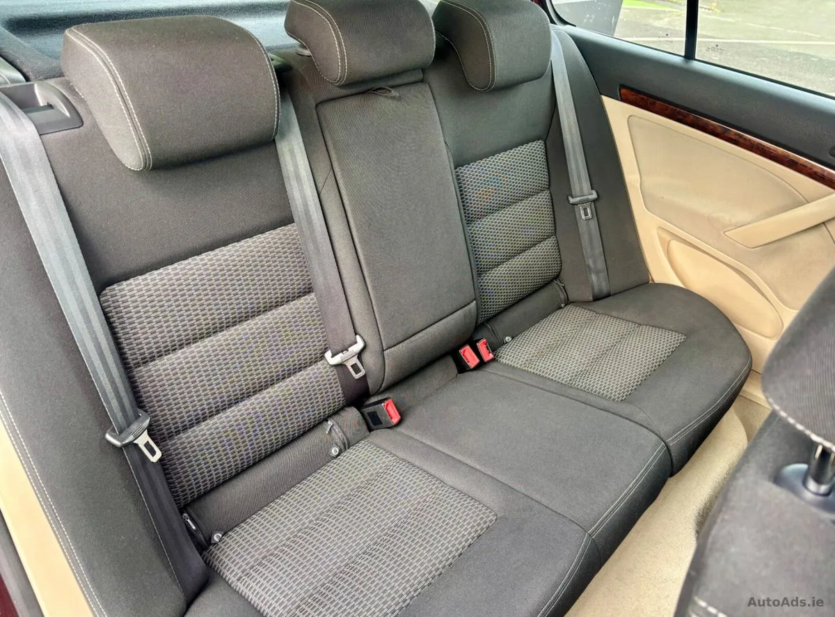 2011 Skoda Octavia – photo 12