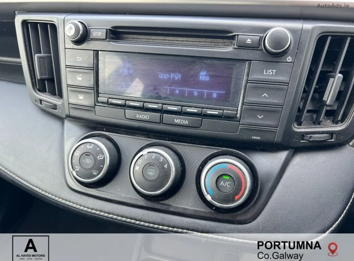 2016 Toyota RAV4 – photo 8