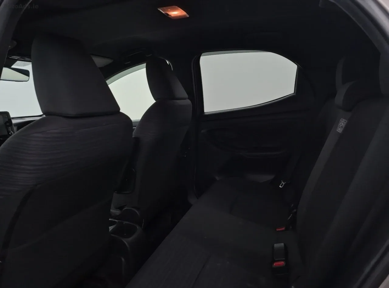 2023 Toyota Yaris – photo 6
