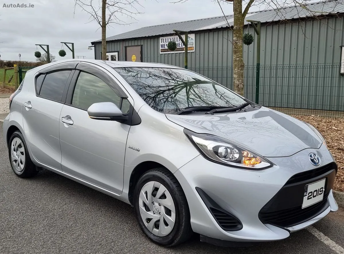 2019 Toyota Aqua – photo 5