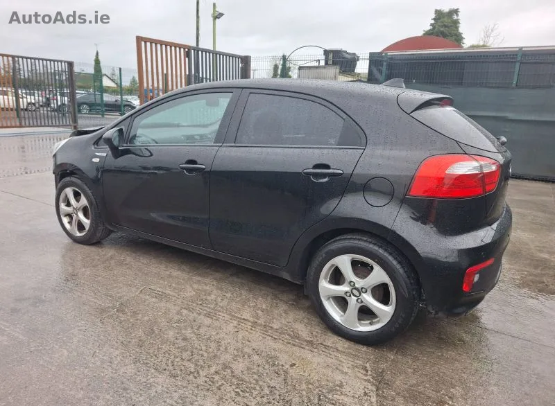 2015 Kia Rio – photo 5