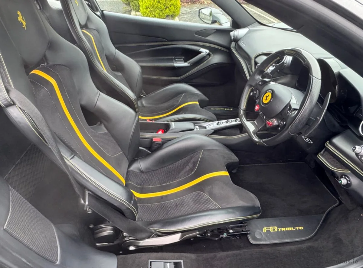 2020 Ferrari F8 – photo 10