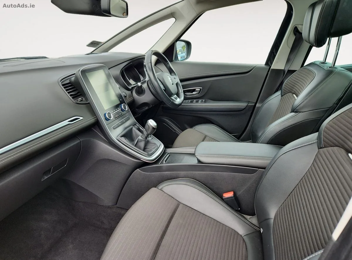 2017 Renault Scenic – photo 13