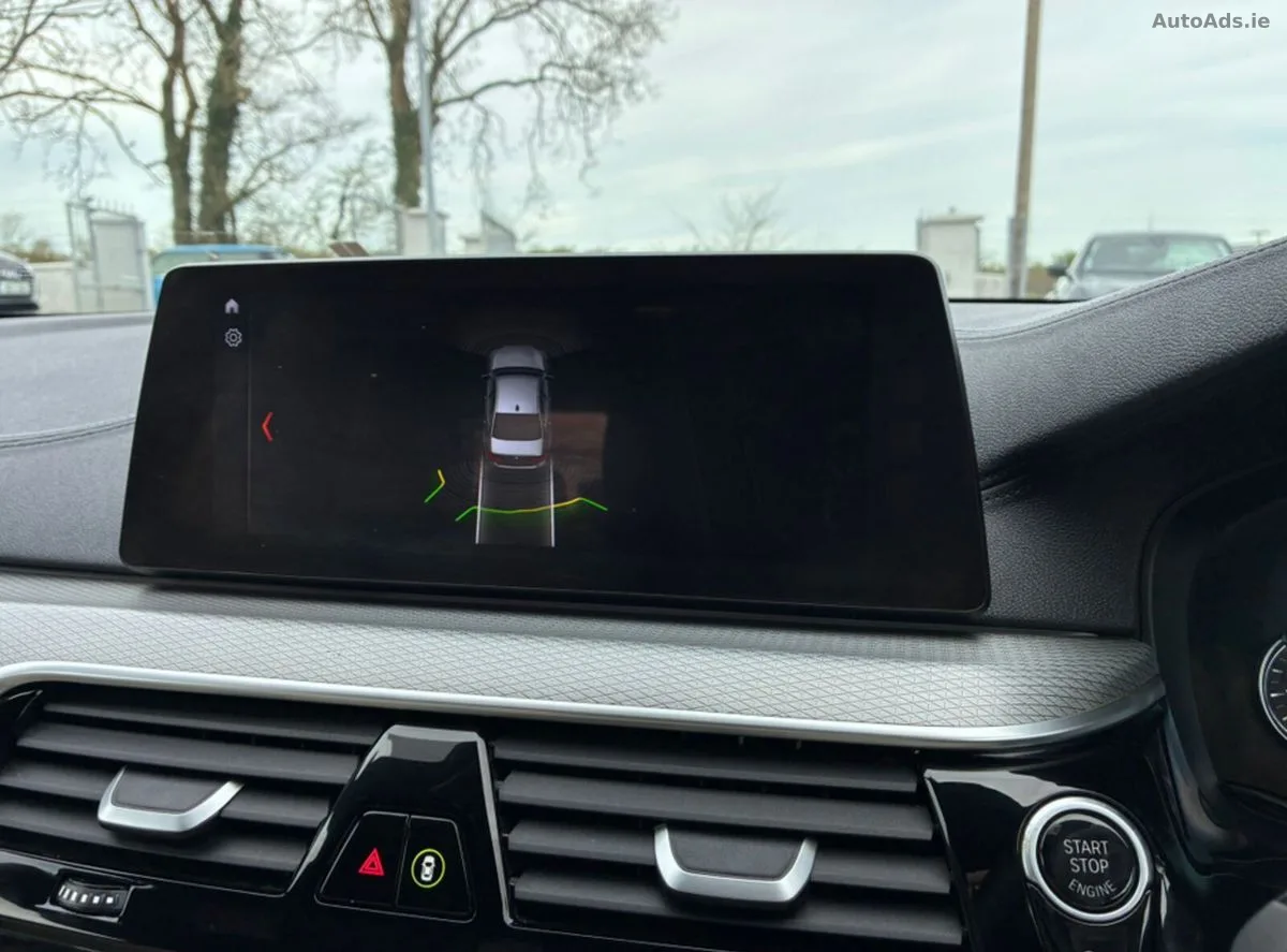 2017 BMW 5-Series – photo 11