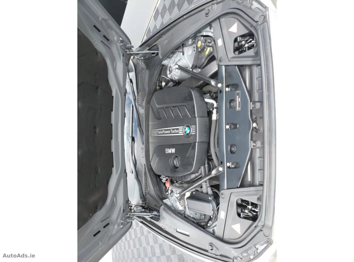 2015 BMW 5-Series – photo 7