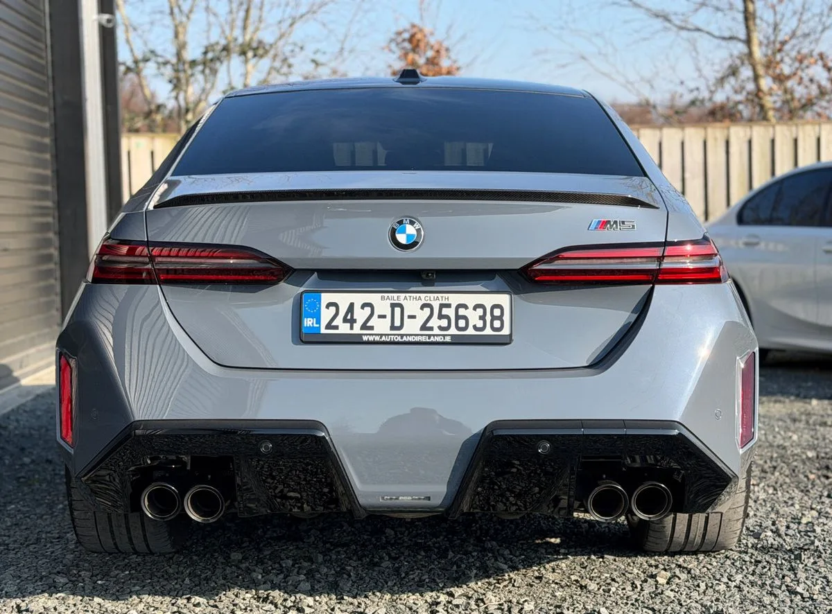 2024 BMW M5 – photo 8