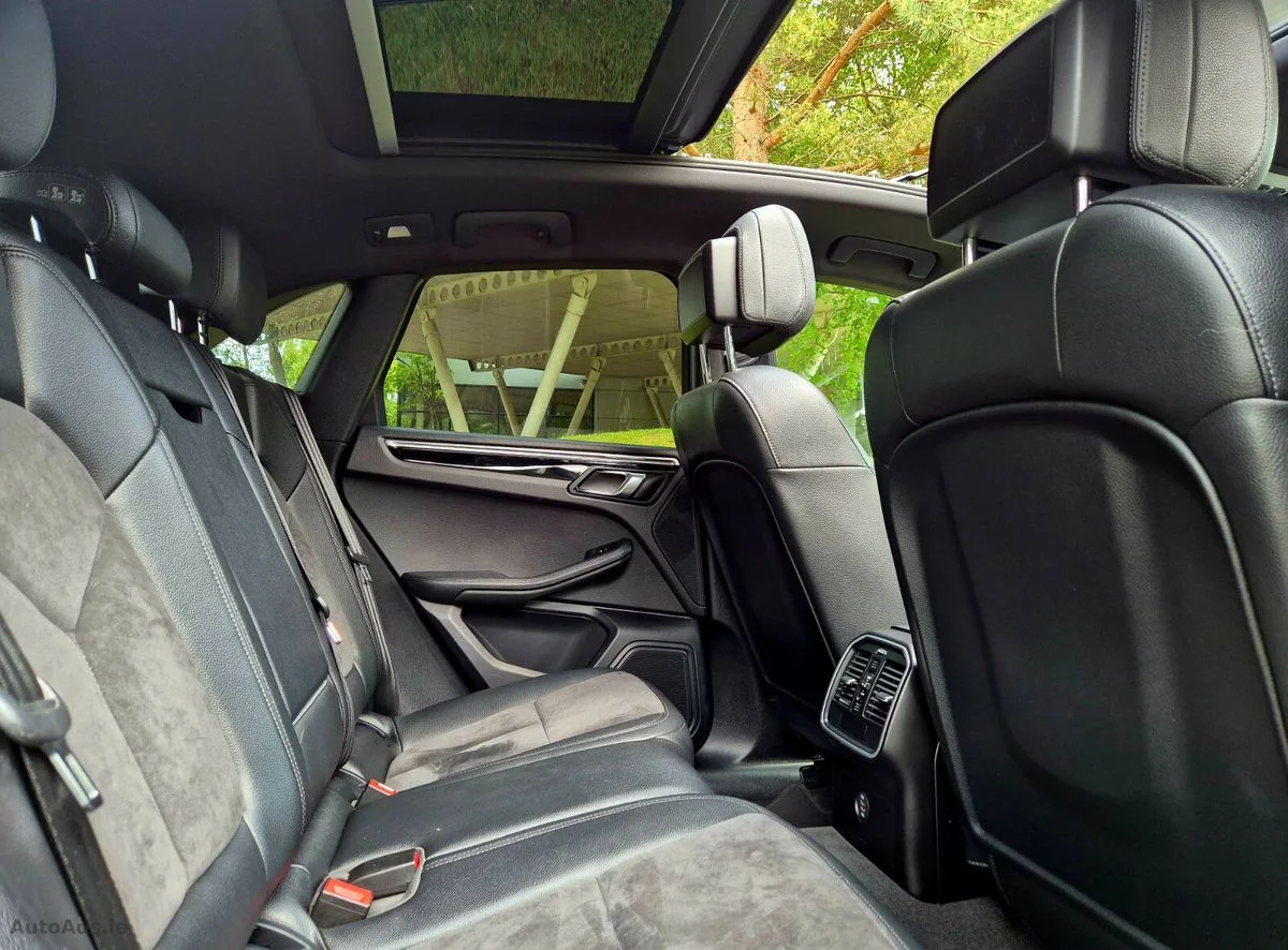 2018 Porsche Macan – photo 15