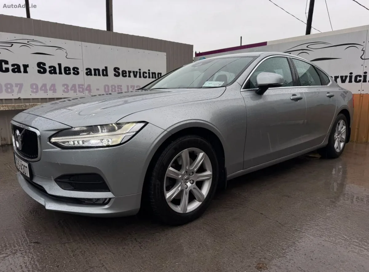 2017 Volvo S90