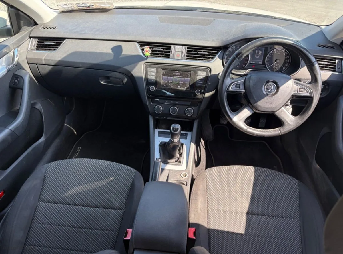 2015 Skoda Octavia – photo 17