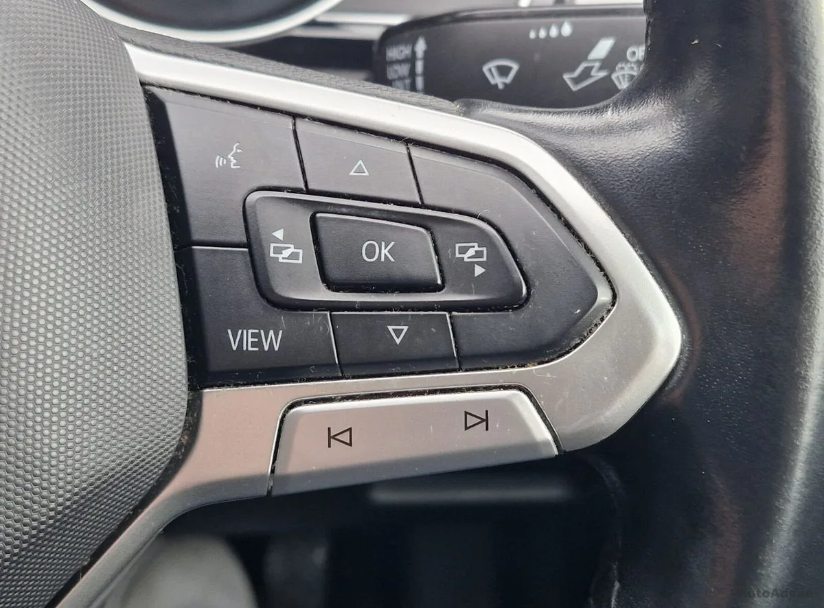 2022 Volkswagen Passat – photo 16