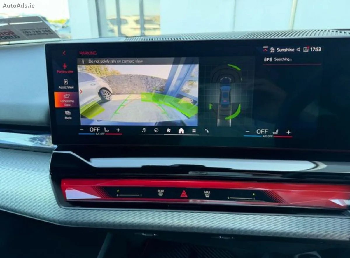 2025 BMW 5-Series – photo 19