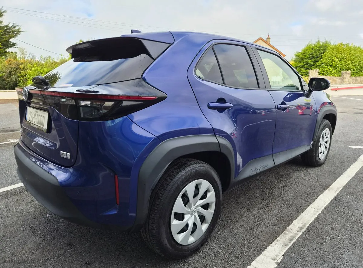 2022 Toyota Yaris Cross – photo 3