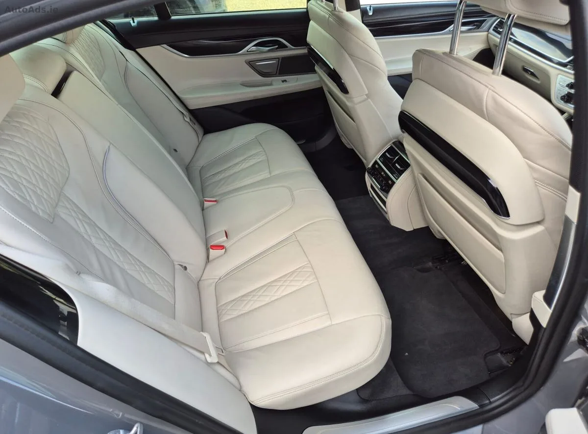 2019 BMW 7-Series – photo 11