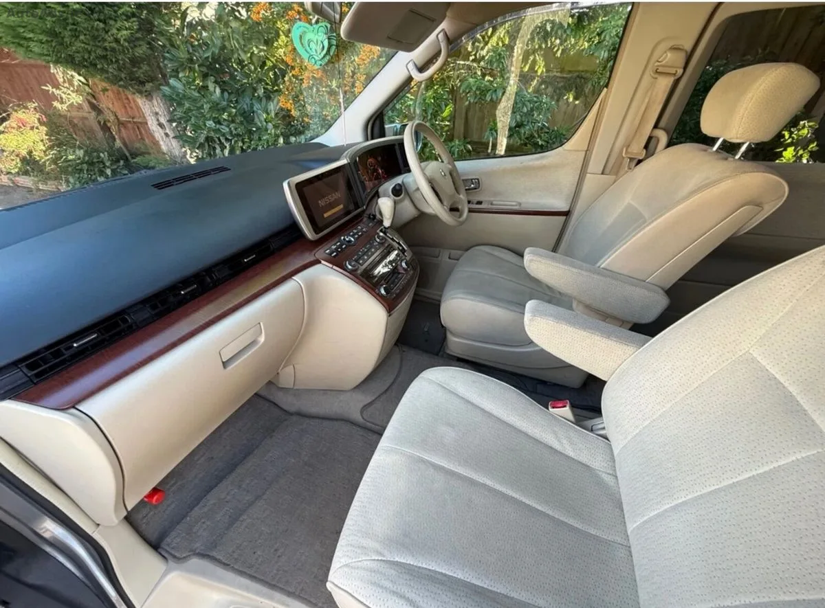 2007 Nissan Elgrand – photo 11