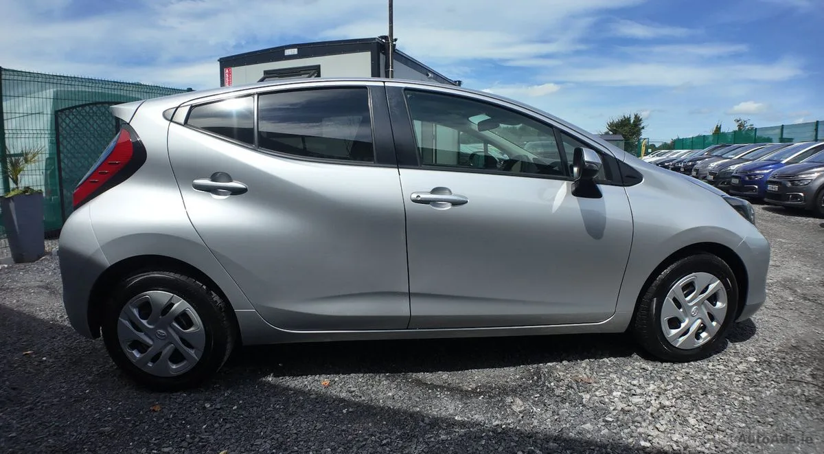 2021 Toyota Aqua – photo 5
