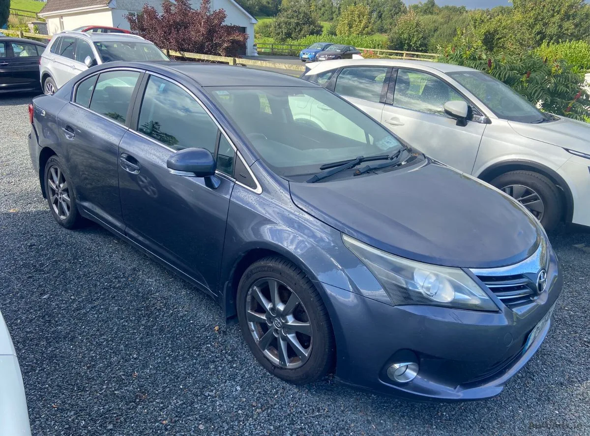 2012 Toyota Avensis