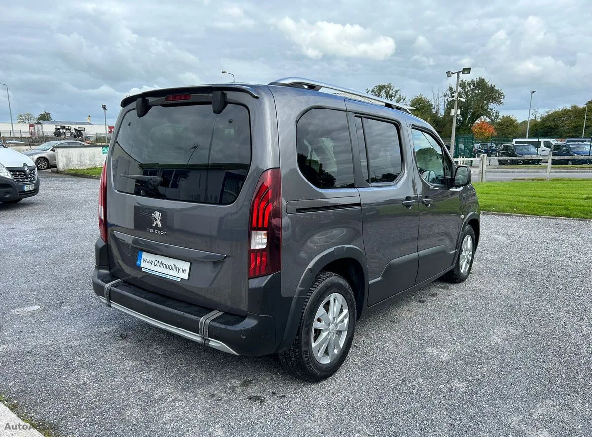 2021 Peugeot Rifter – photo 6
