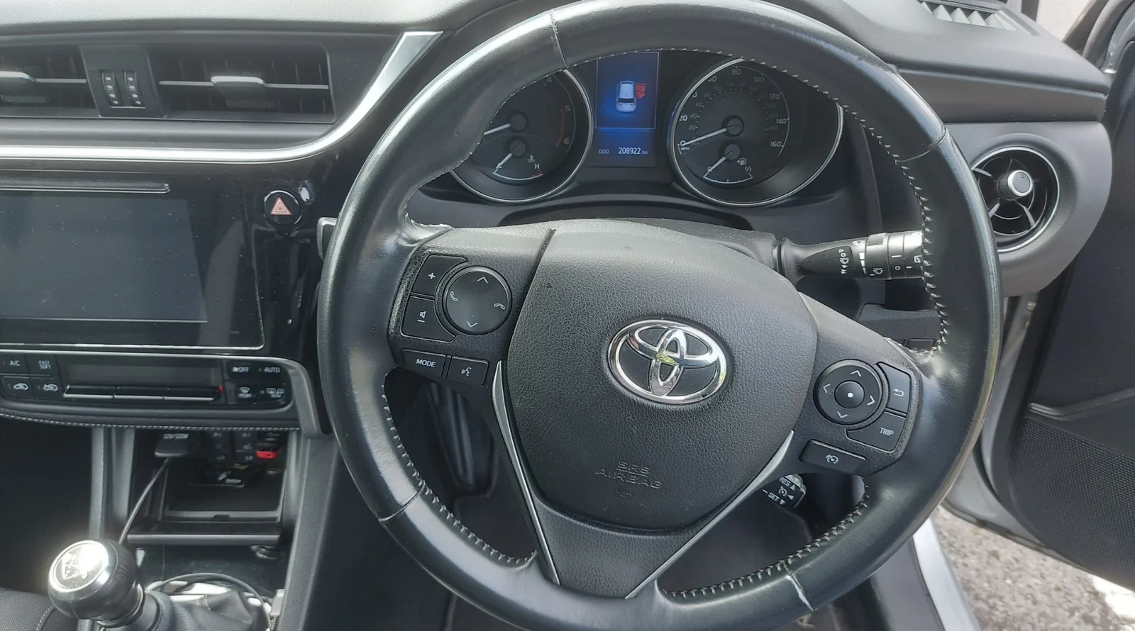 2016 Toyota Auris – photo 6