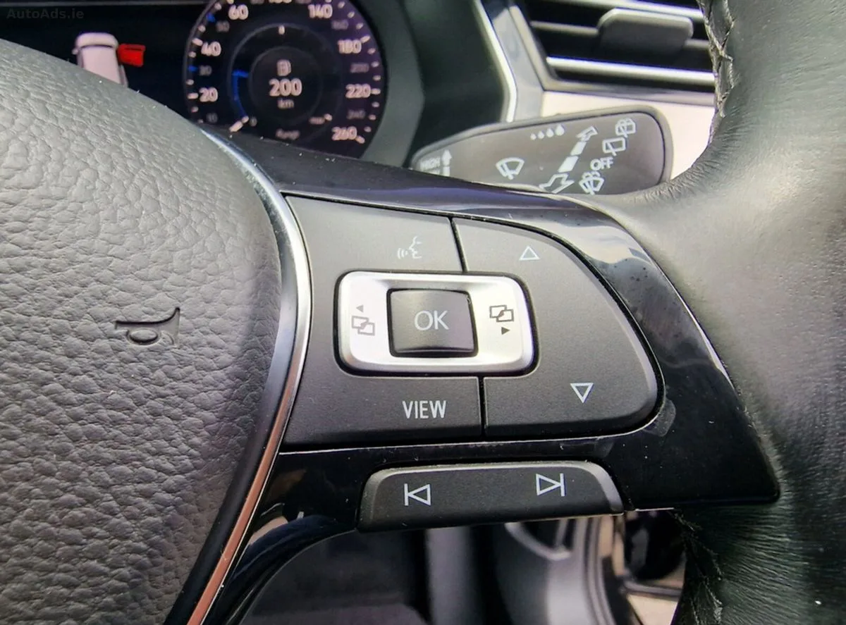 2019 Volkswagen Passat – photo 18