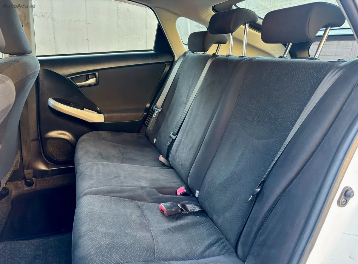 2015 Toyota Prius – photo 12