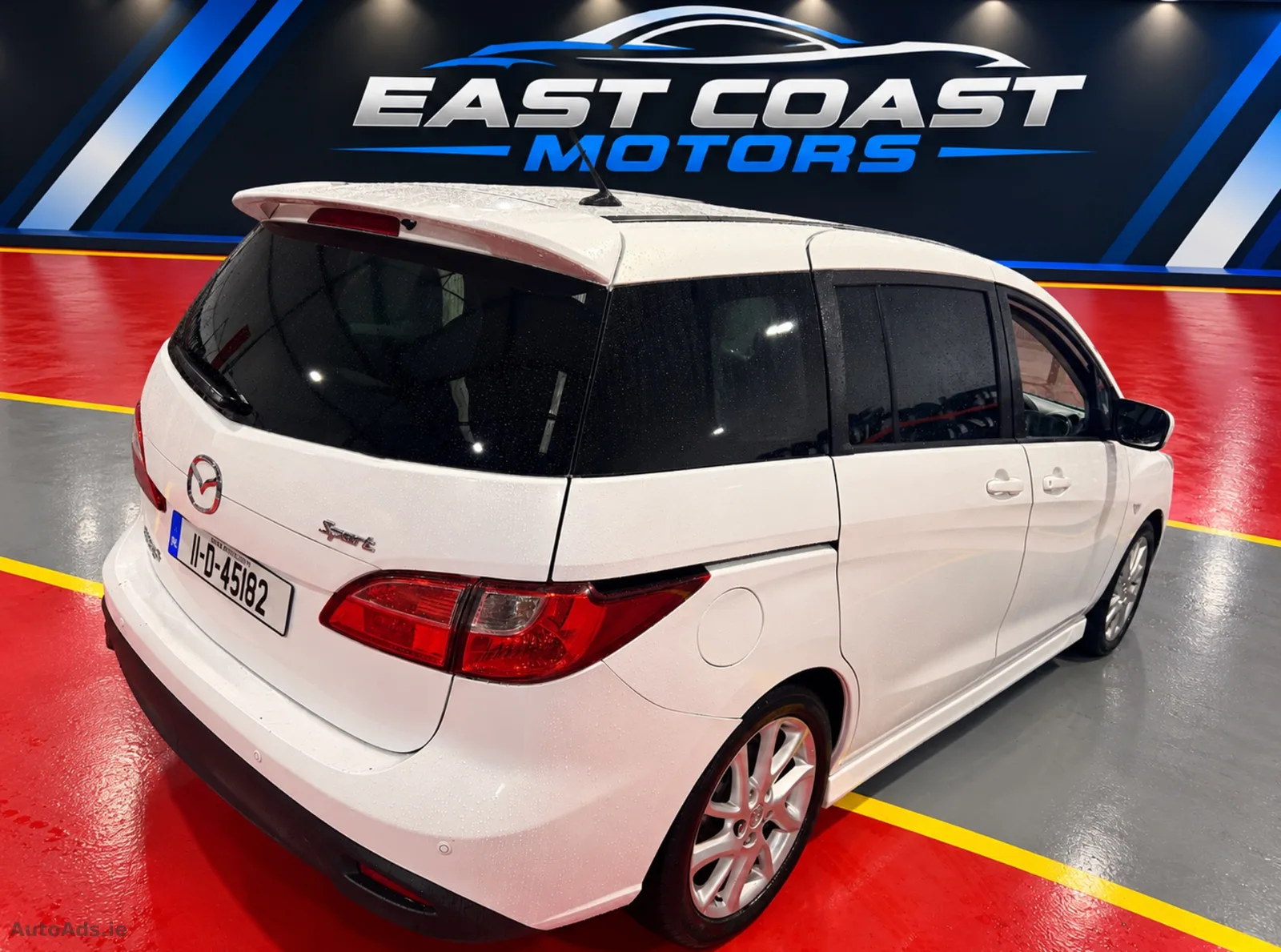 2011 Mazda Mazda5 – photo 3