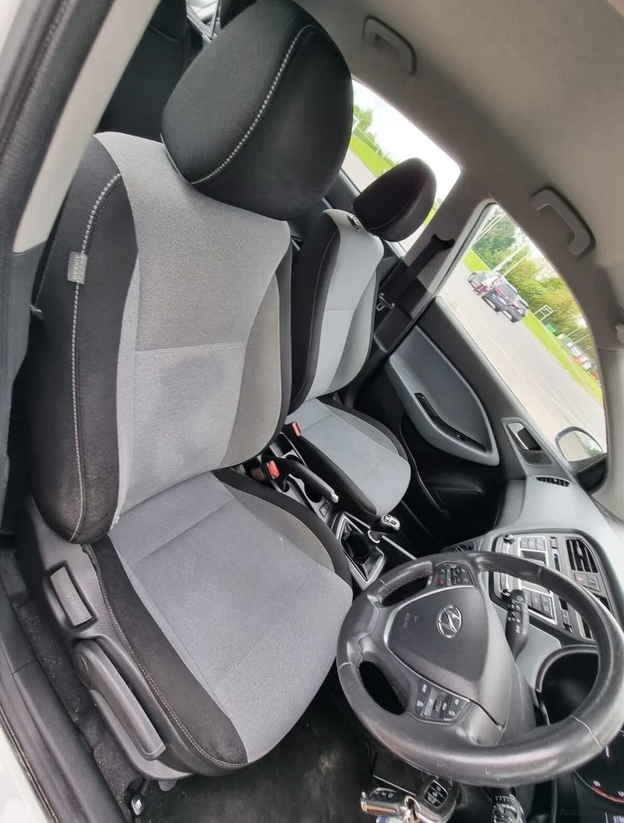 2016 Hyundai i20 – photo 16