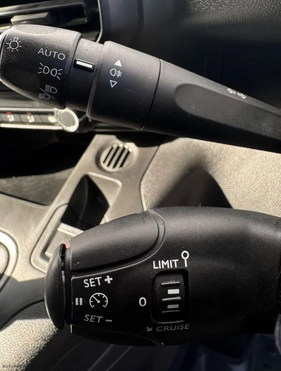 2020 Peugeot Partner – photo 11