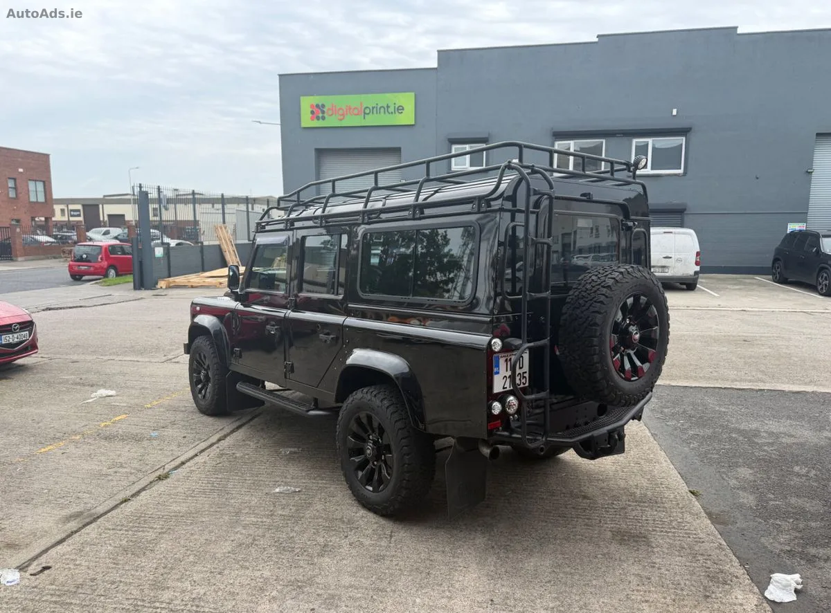 2011 Land Rover Defender – photo 6