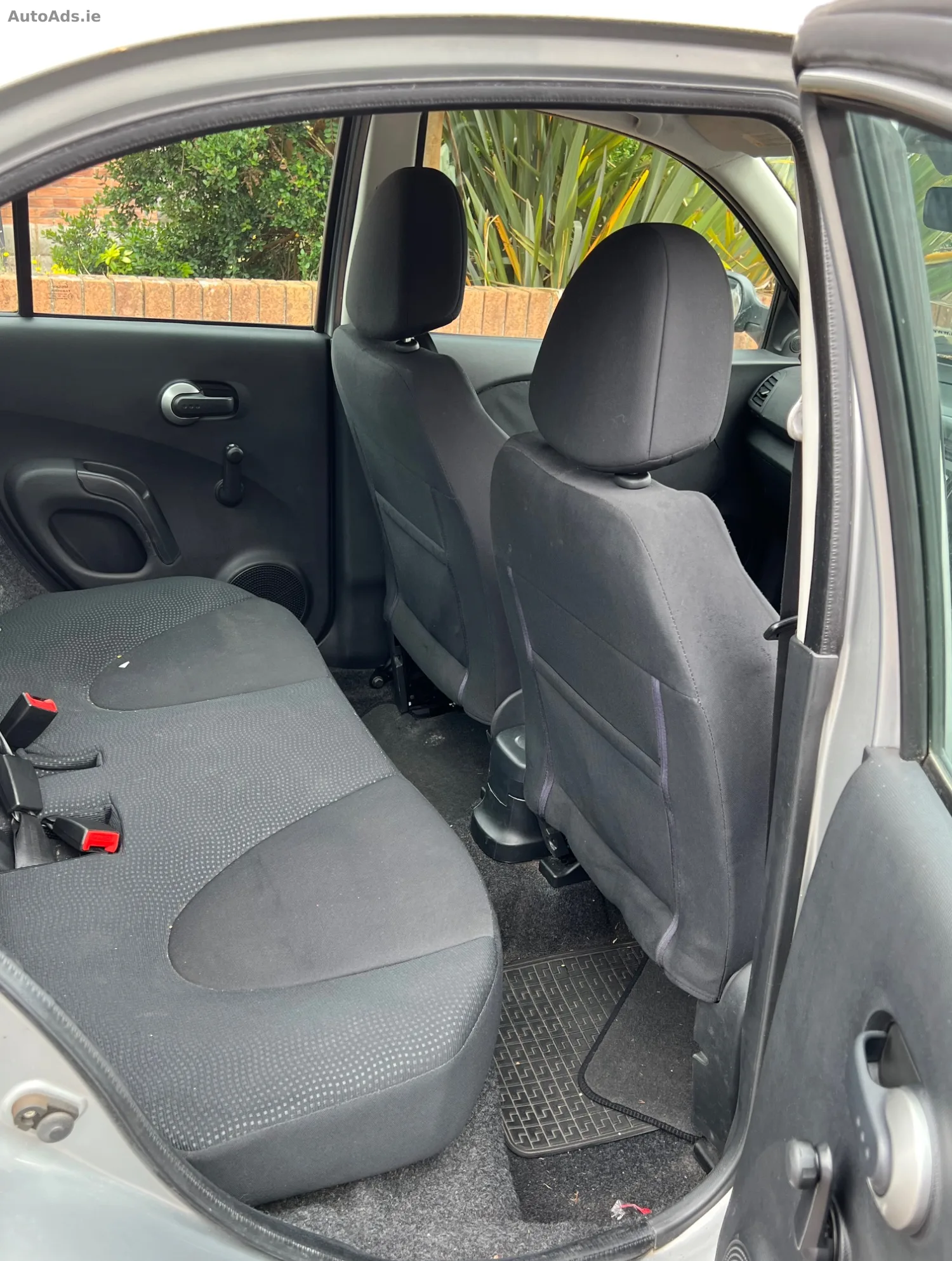 2010 Nissan Micra – photo 8