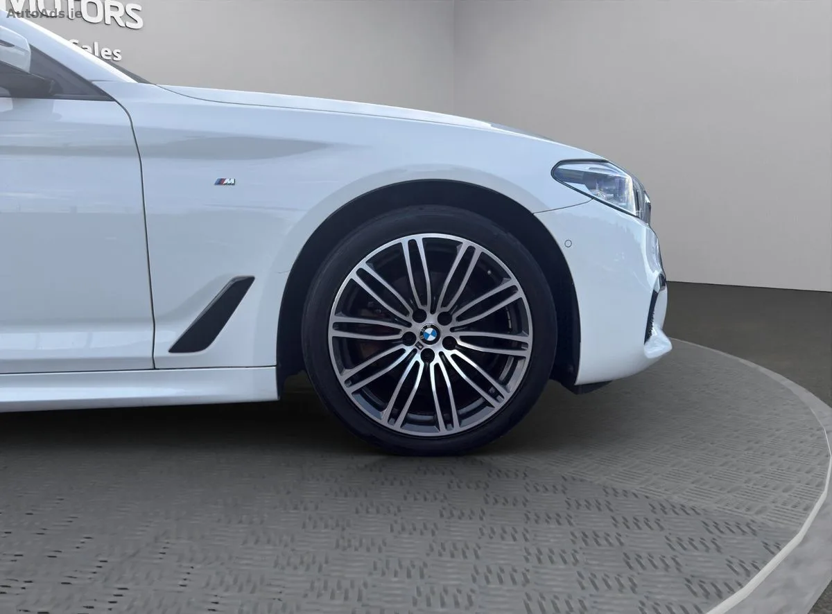 2018 BMW 5-Series – photo 9