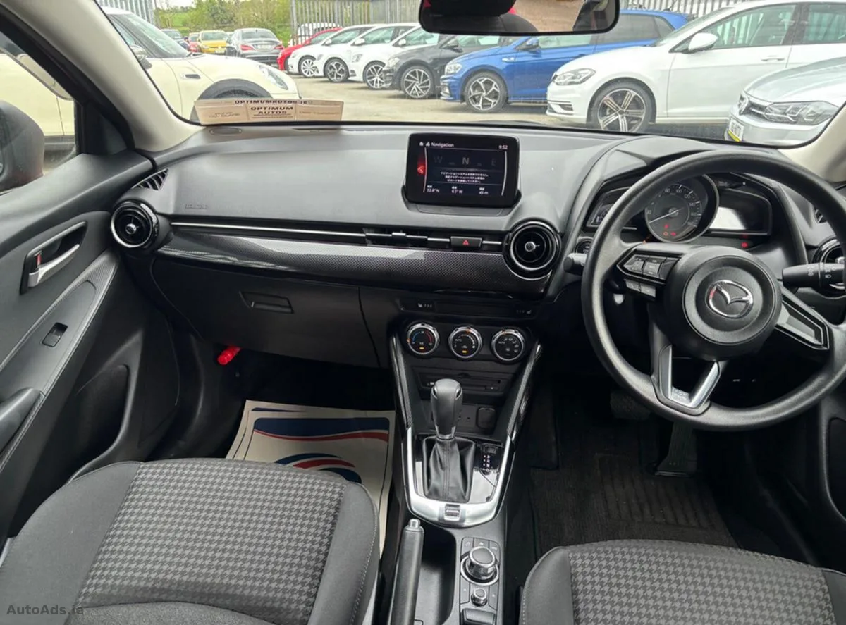 2017 Mazda Demio – photo 6