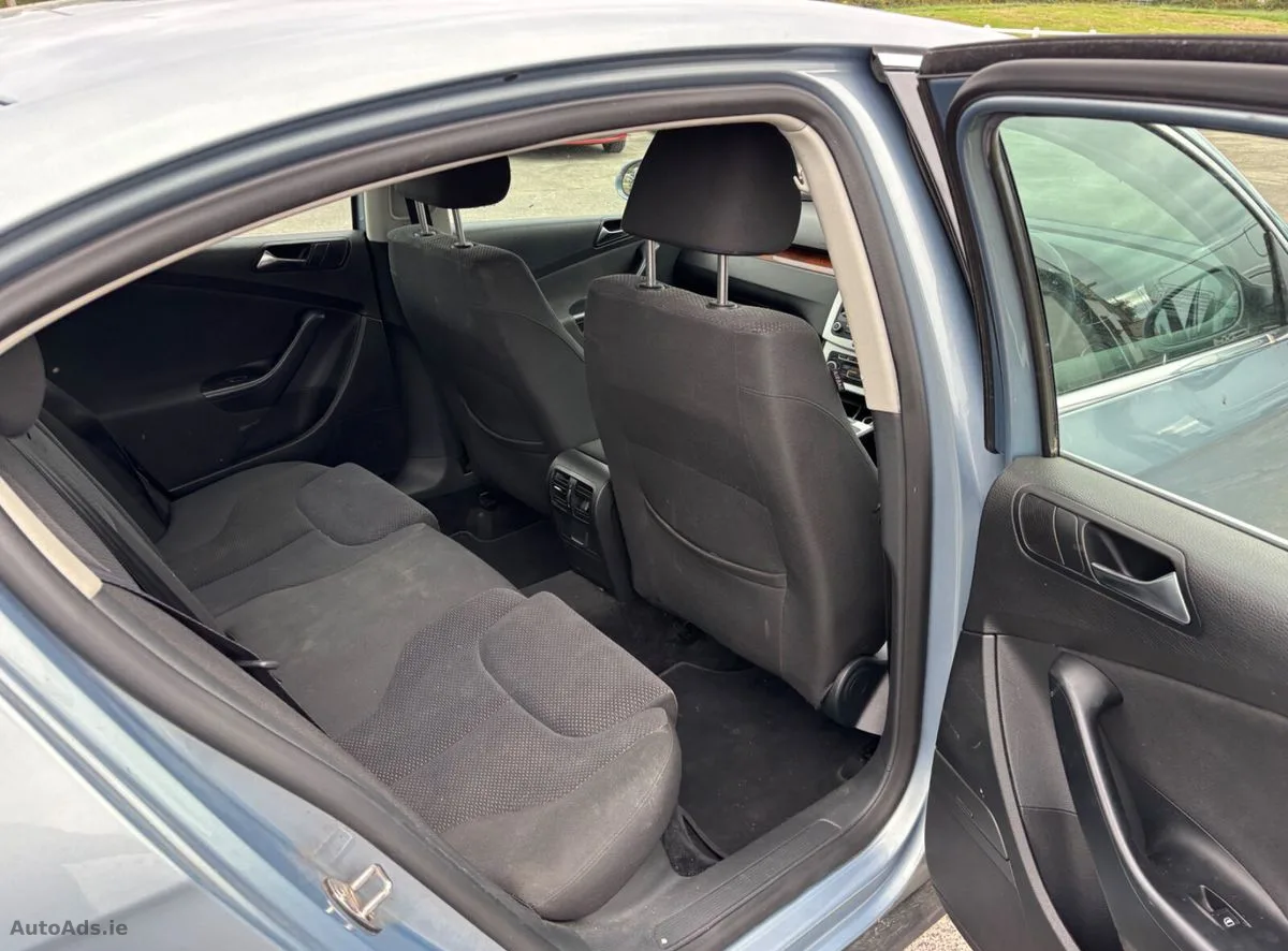 2010 Volkswagen Passat – photo 12