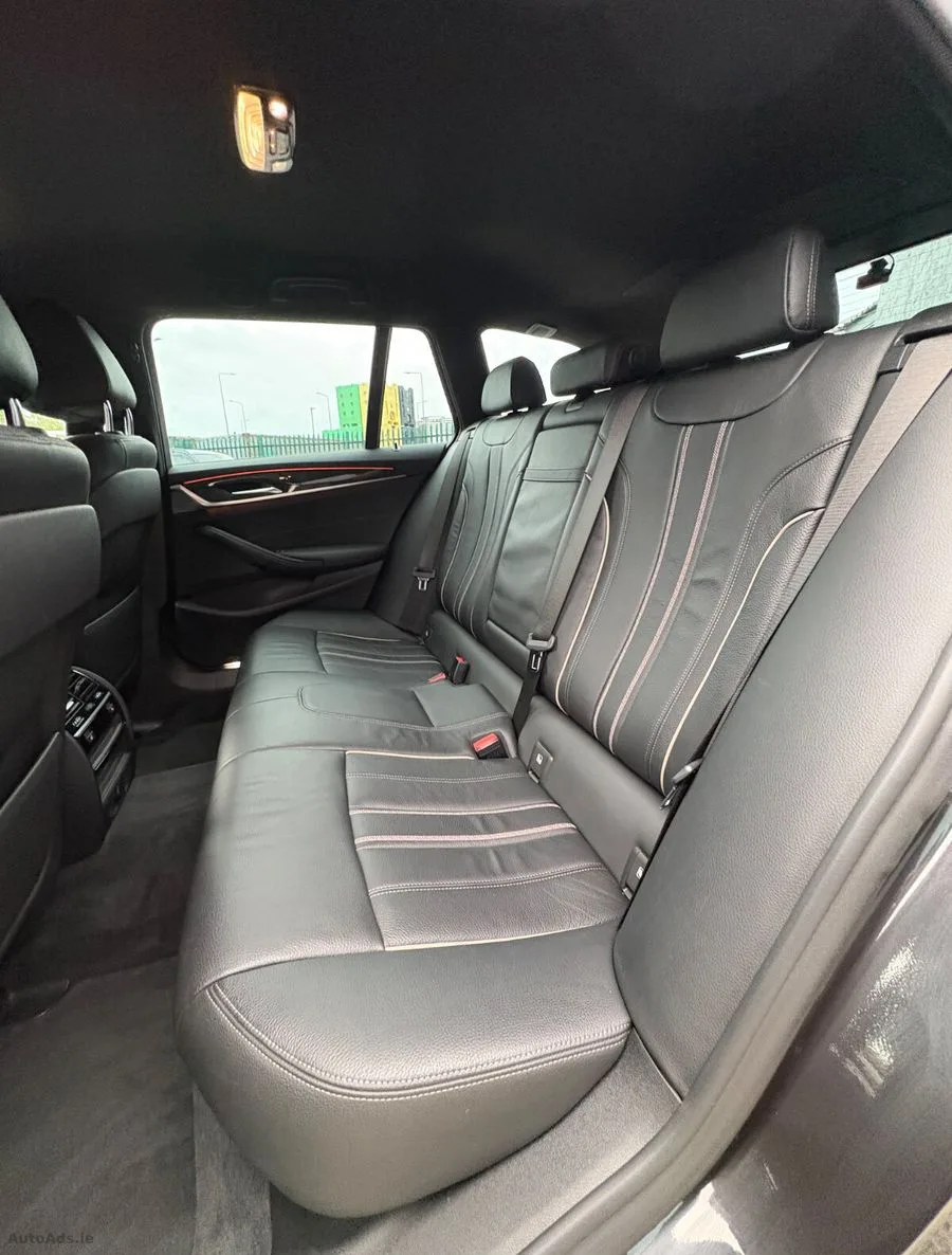 2018 BMW 5-Series – photo 11