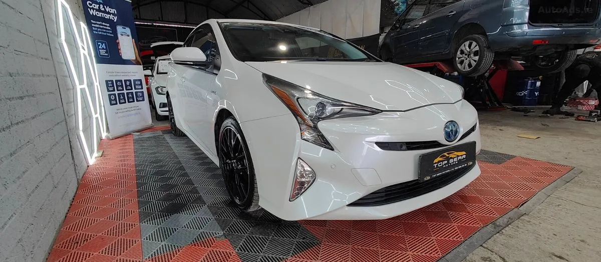 2017 Toyota Prius – photo 4