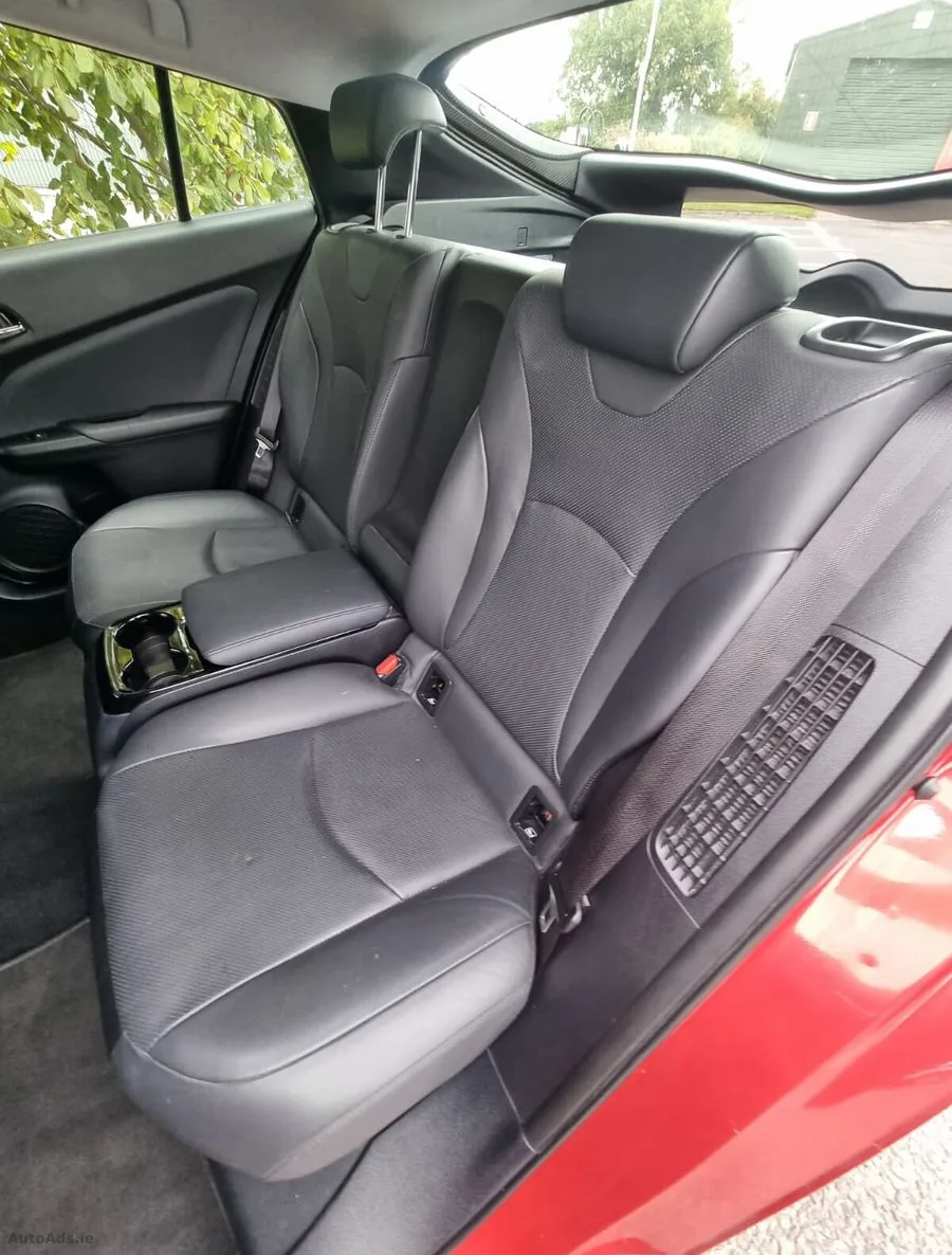 2017 Toyota Prius – photo 17