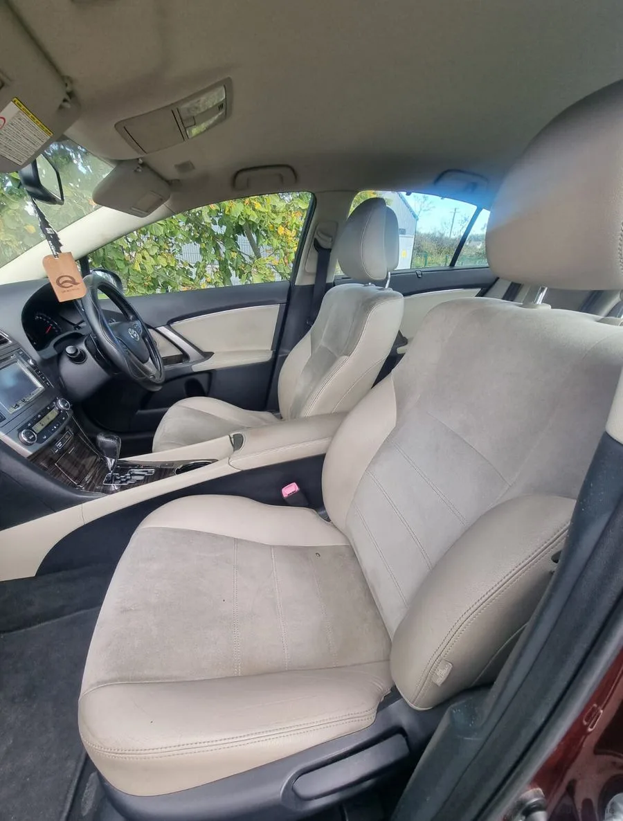 2012 Toyota Avensis – photo 13