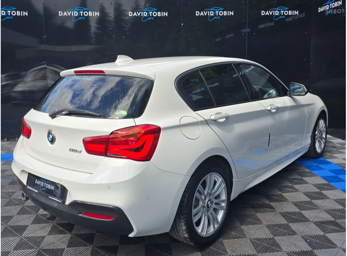 2017 BMW 1-Series – photo 14