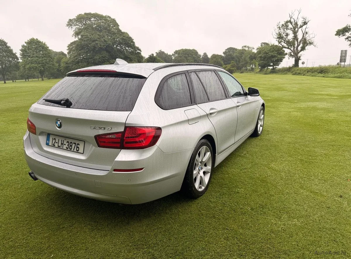 2012 BMW 5-Series – photo 4