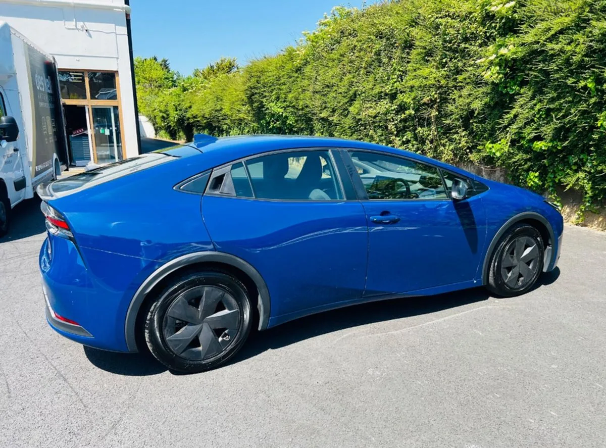 2023 Toyota Prius – photo 11